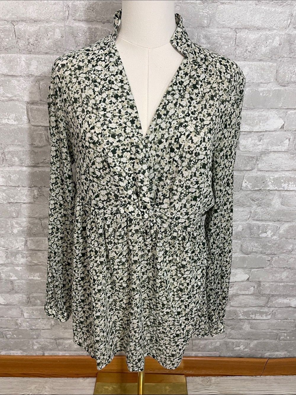 Michael Kors Green and White Floral V-Neck Peplum Tunic